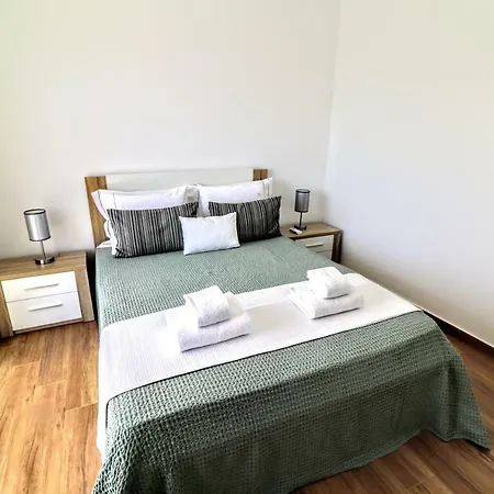 By The Sea - Sea View Torres Portimao