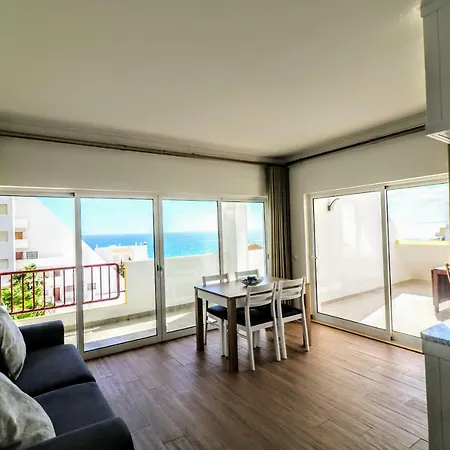 By The Sea - Sea View Torres شقة *